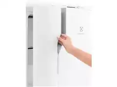 Geladeira Cycle Defrost Electrolux RE31 DegeloPrático 240L Branca - 4