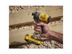 Parafusadeira de Impacto 1/4" Stanley 20V Maleta e 2 Baterias Bivolt - 2