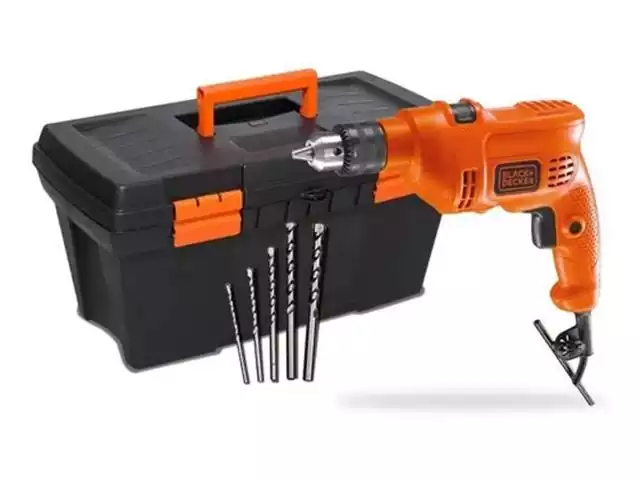 Furadeira de Impacto 3/8" Black&Decker 5 Brocas e Caixa 19" 560W